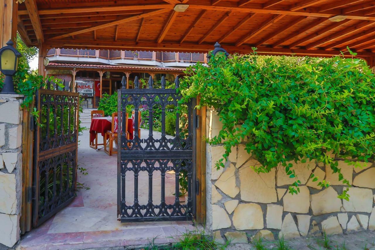 Hotel Villa Oenemli Side Zewnętrze zdjęcie
