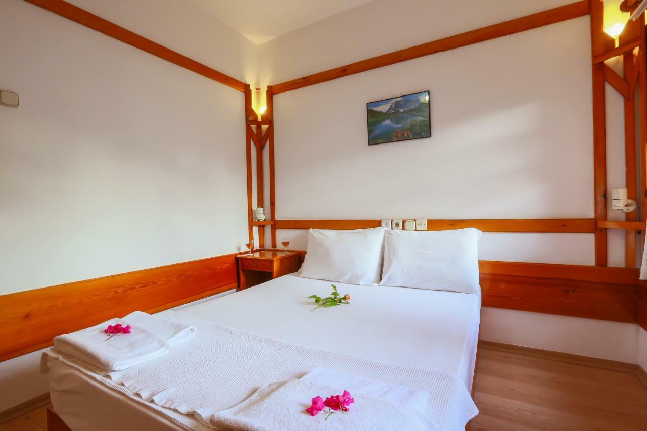 Hotel Villa Oenemli Side Zewnętrze zdjęcie