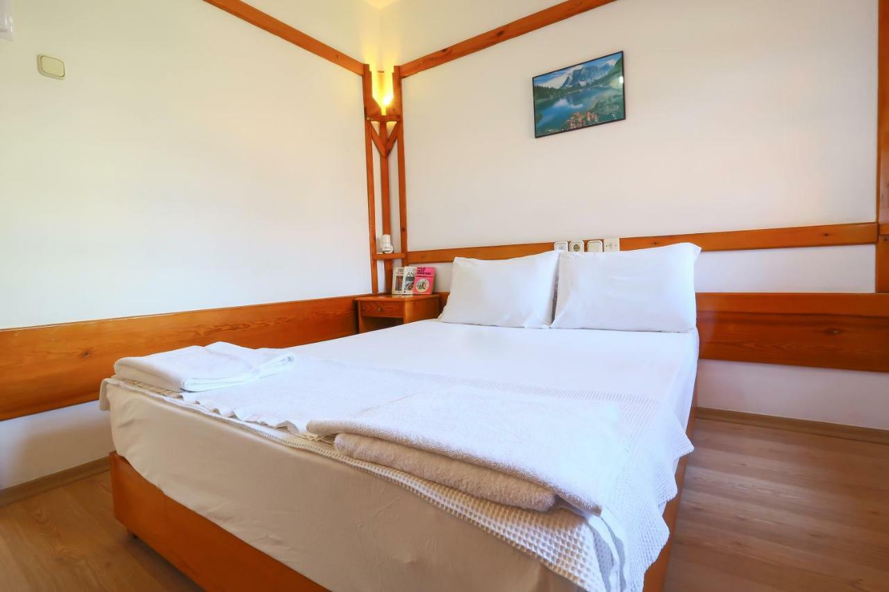 Hotel Villa Oenemli Side Zewnętrze zdjęcie