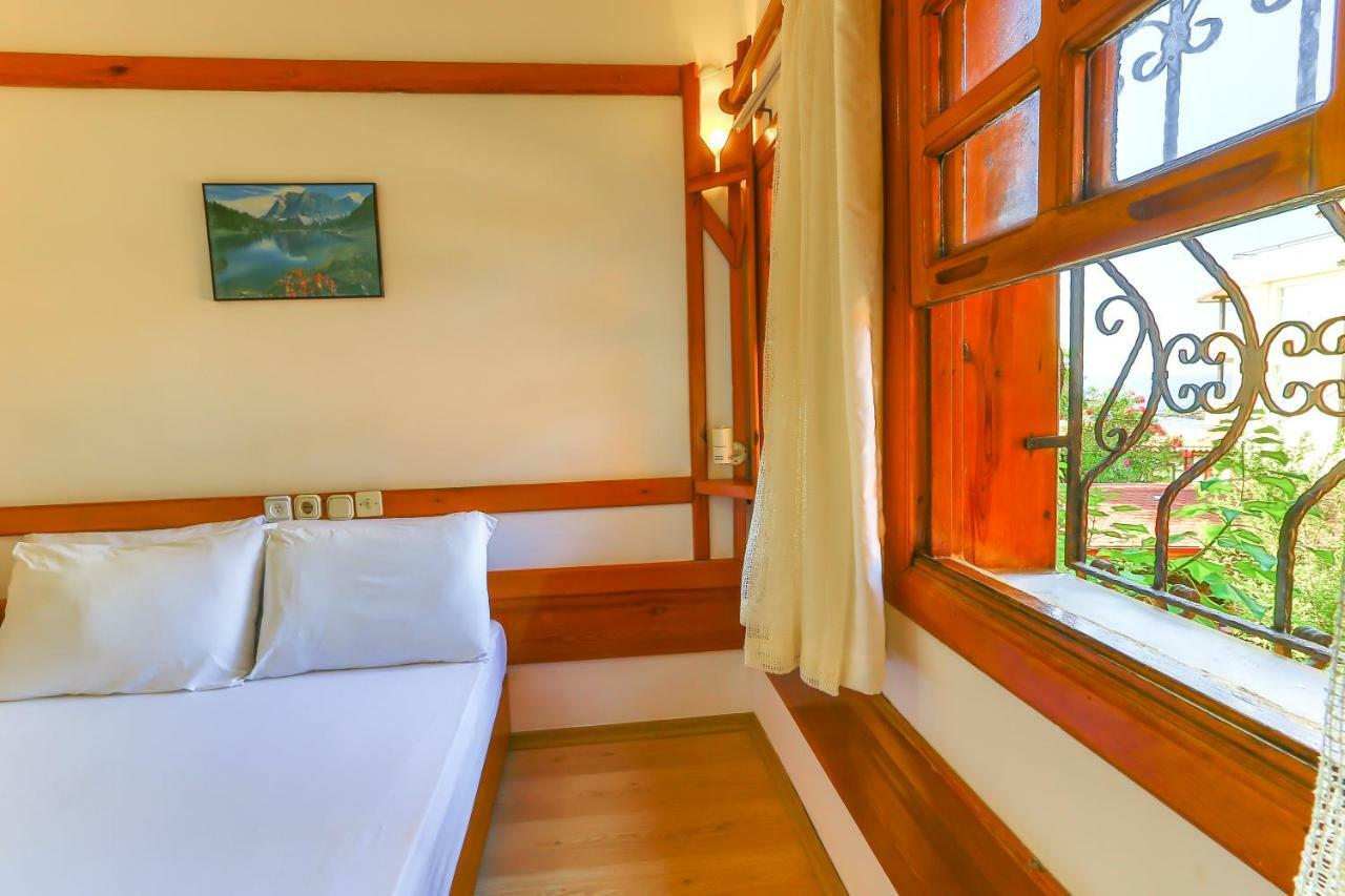 Hotel Villa Oenemli Side Zewnętrze zdjęcie