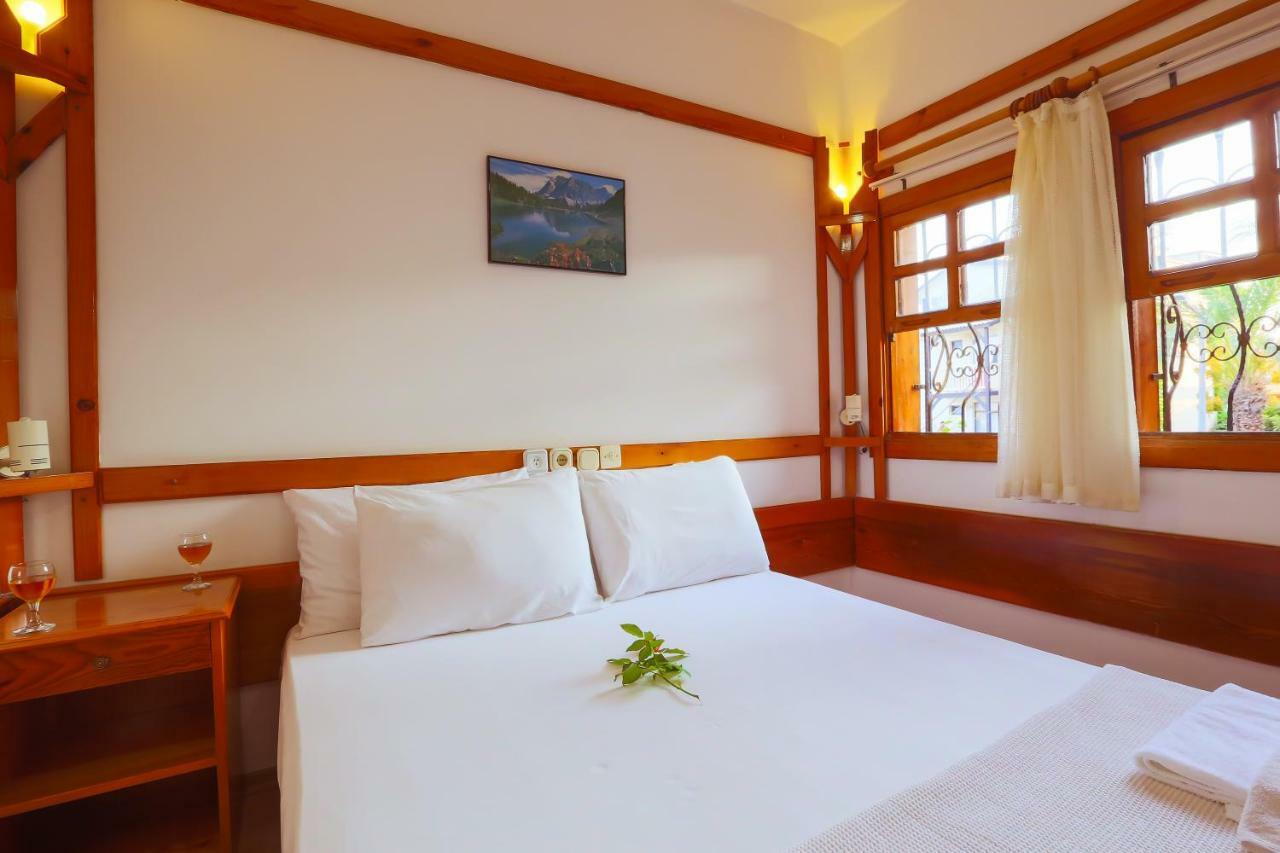 Hotel Villa Oenemli Side Zewnętrze zdjęcie